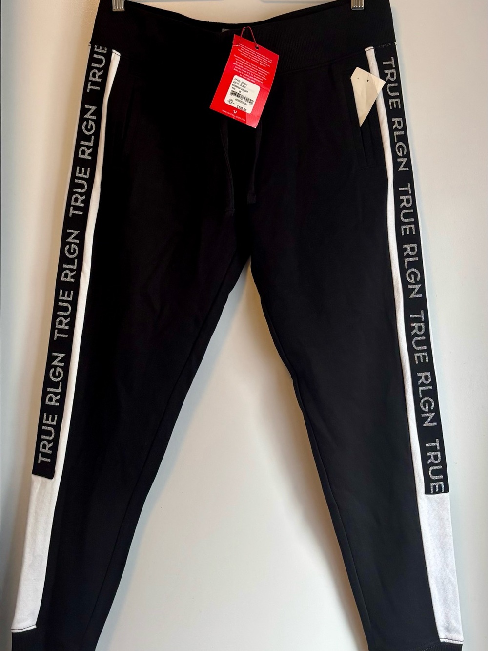 NEW True Religion Women’s Black Jogger Pants with White Side Stripe size medium